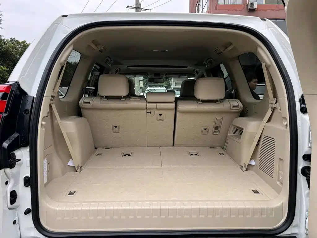 Toyota Land Cruiser Prado 2023 4.0L AT