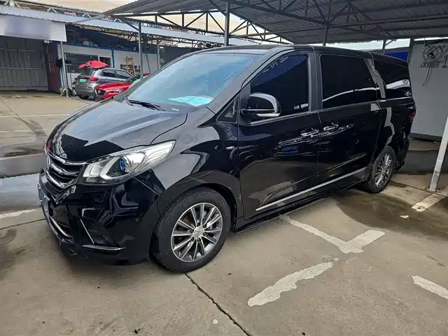 SAIC MAXUS CHASE G10 2017