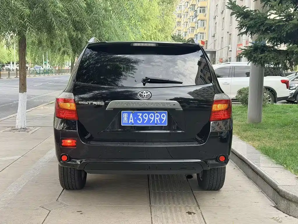 Toyota Highlander — миниатюра 6