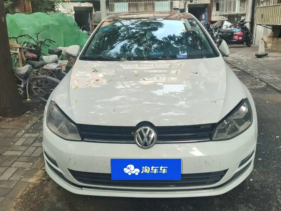 Volkswagen Golf 2015 1.6L AT Comfort