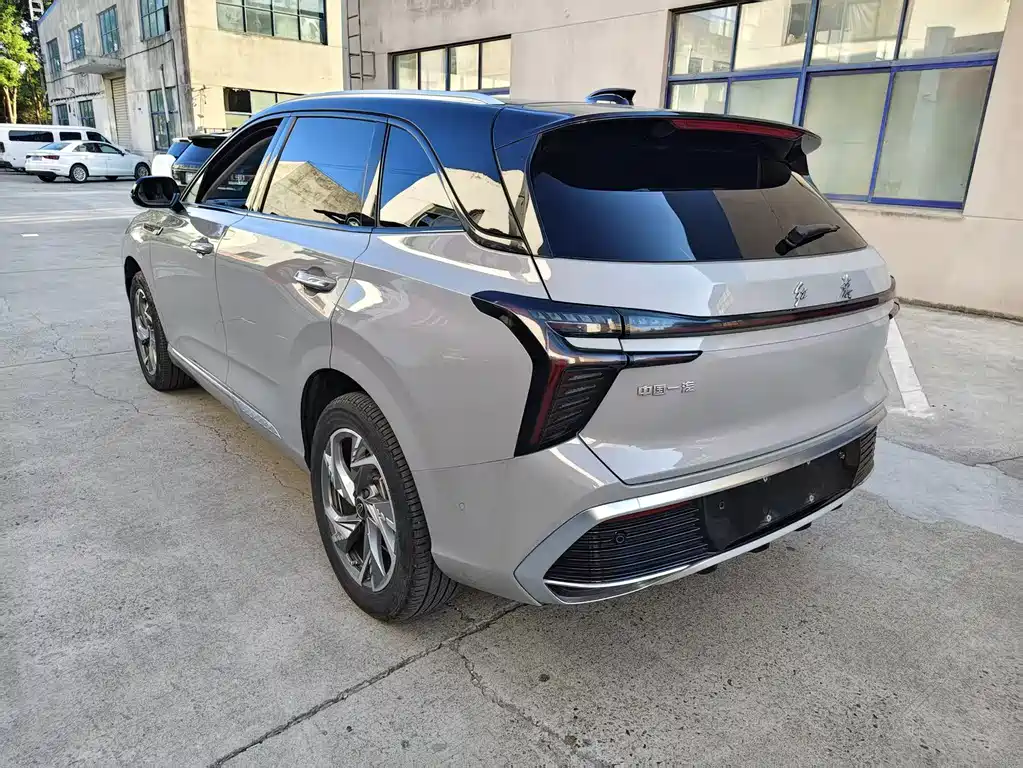 Hongqi Hongqi HS3 — миниатюра 9