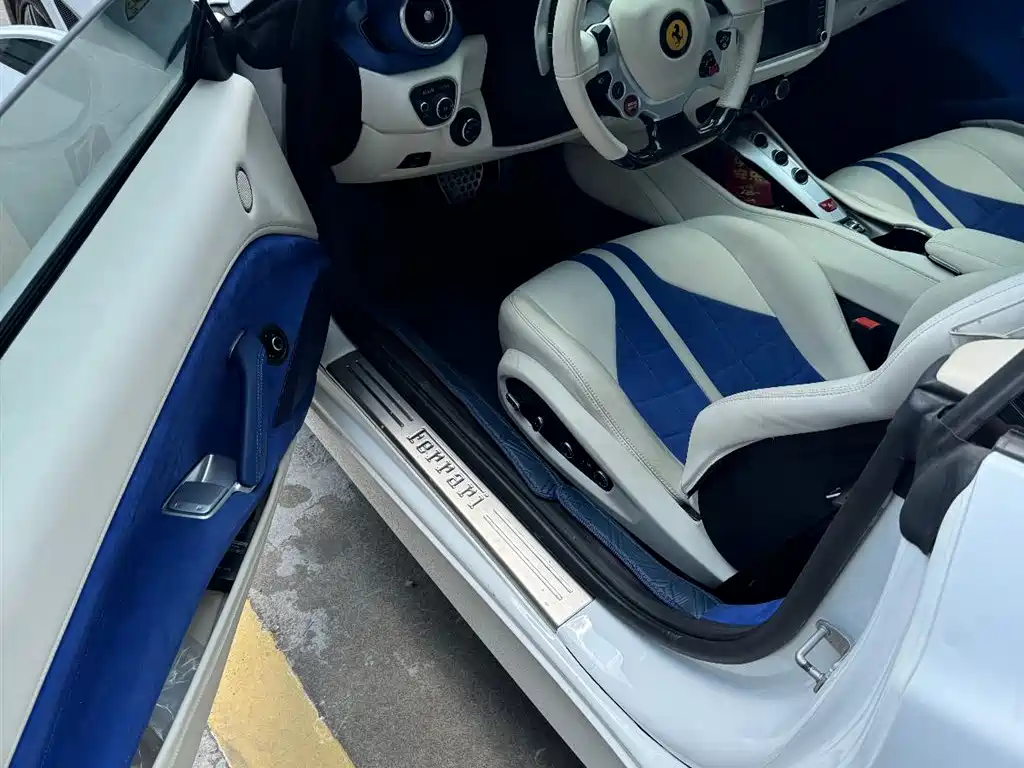 Ferrari California T 2015 3.9T