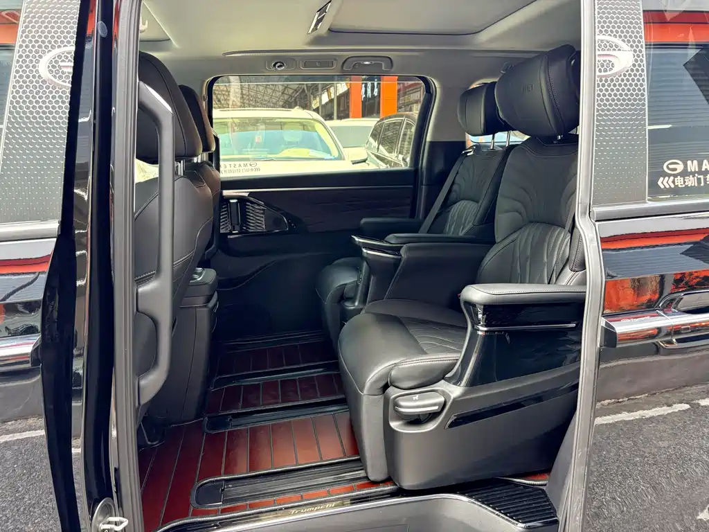 GAC Motor Trumpchi M8 — миниатюра 7