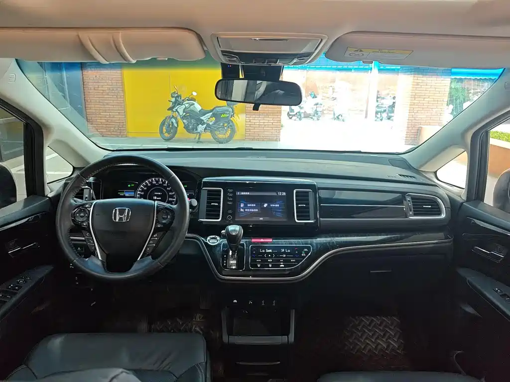 Honda Elysion — миниатюра 12