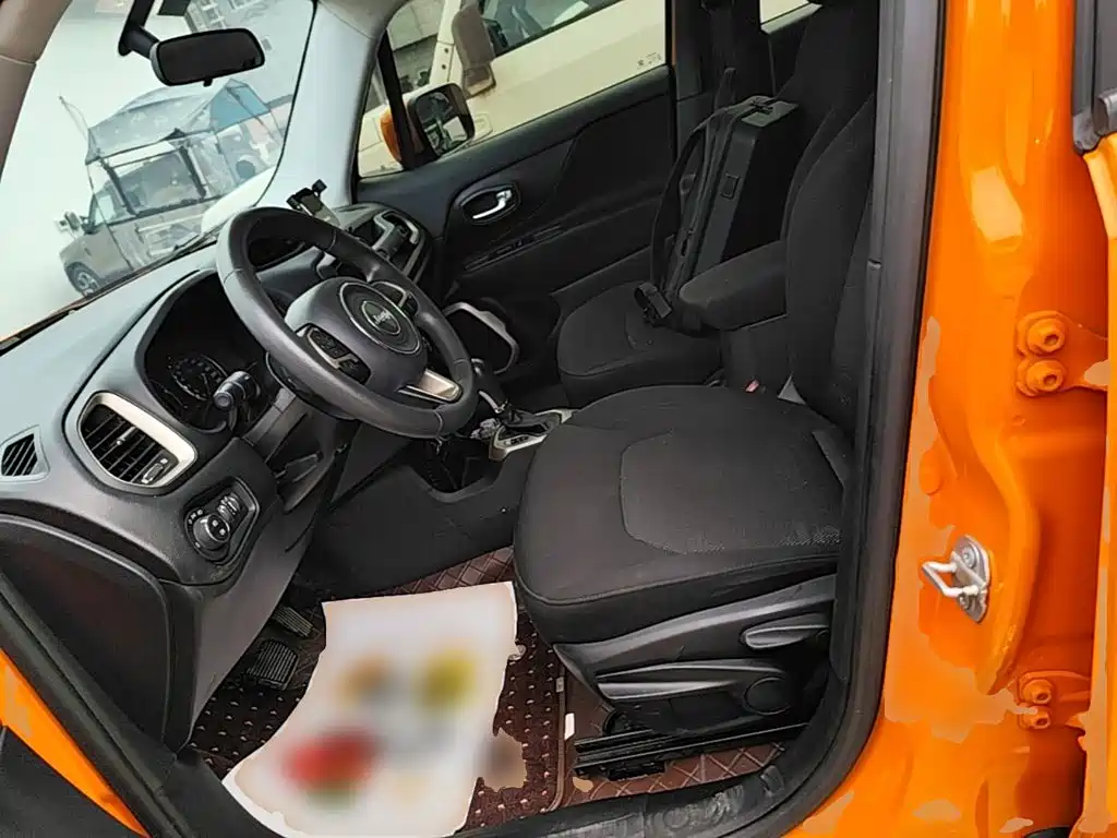 Jeep Renegade — миниатюра 15