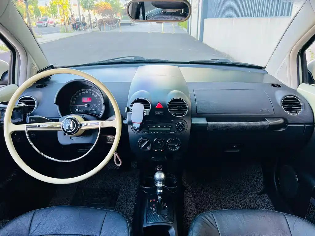 Volkswagen Beetle — миниатюра 5