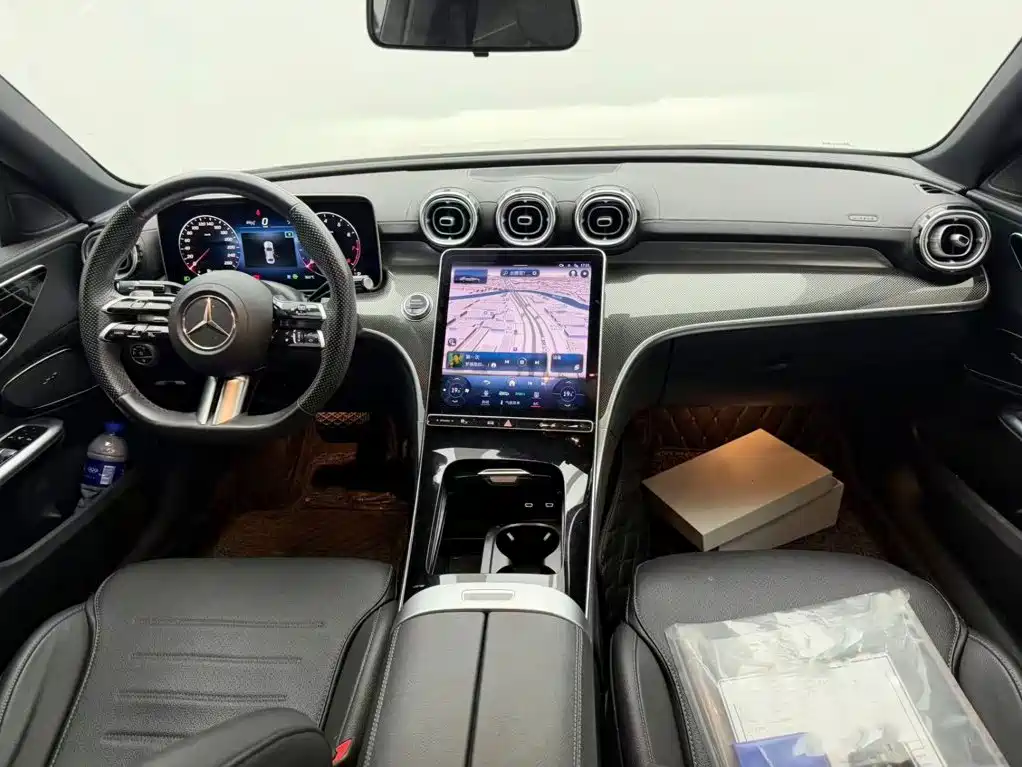 Mercedes-Benz C-Class — миниатюра 5
