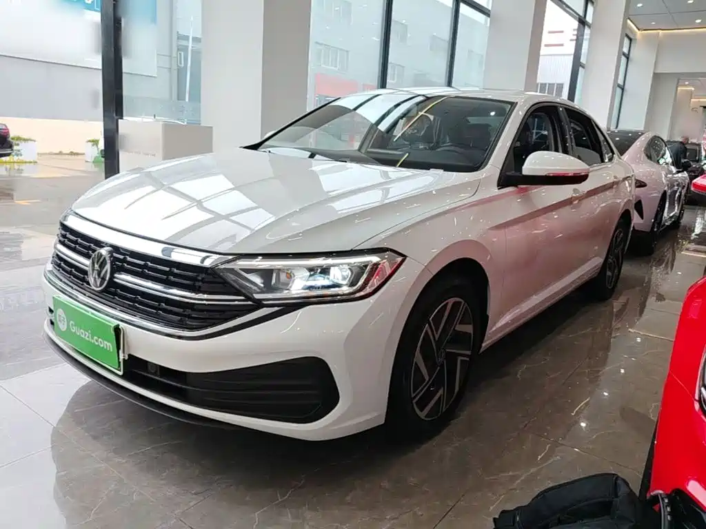 Volkswagen Sagitar — миниатюра 2