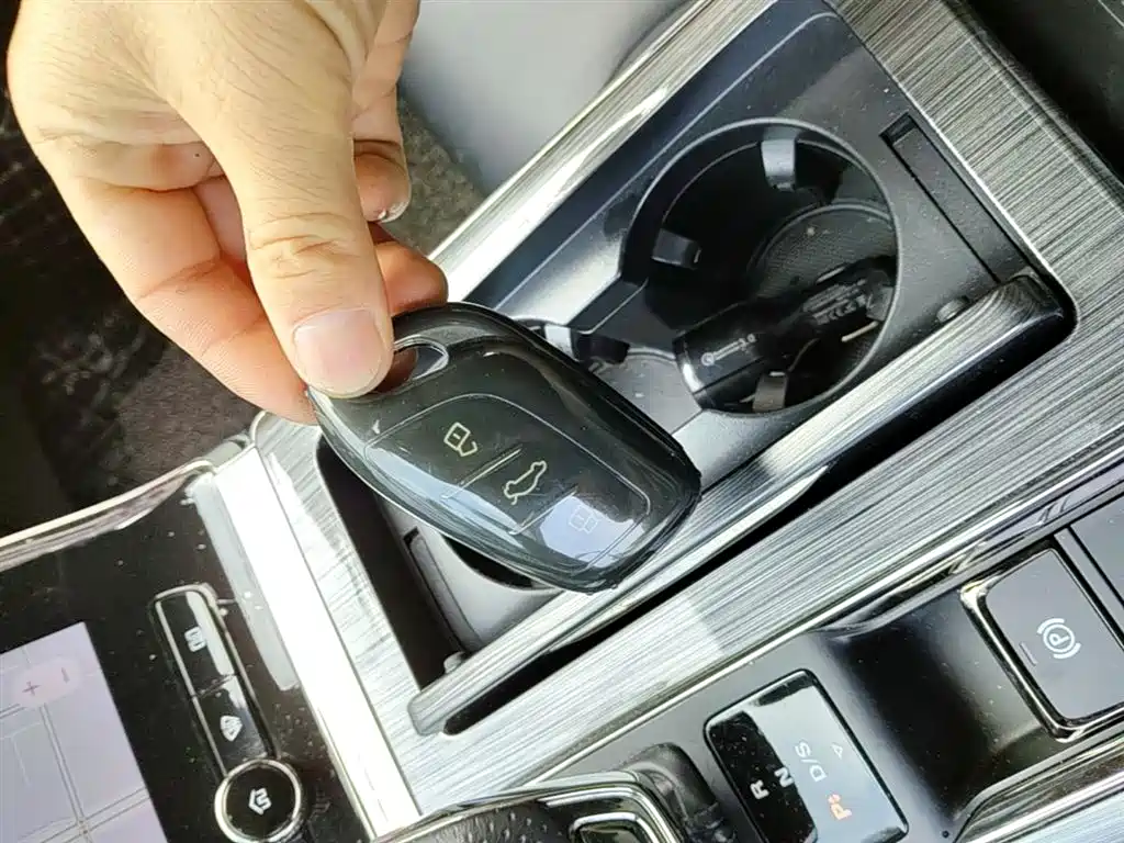 Roewe RX5 2021 PLUS 330TGI AT