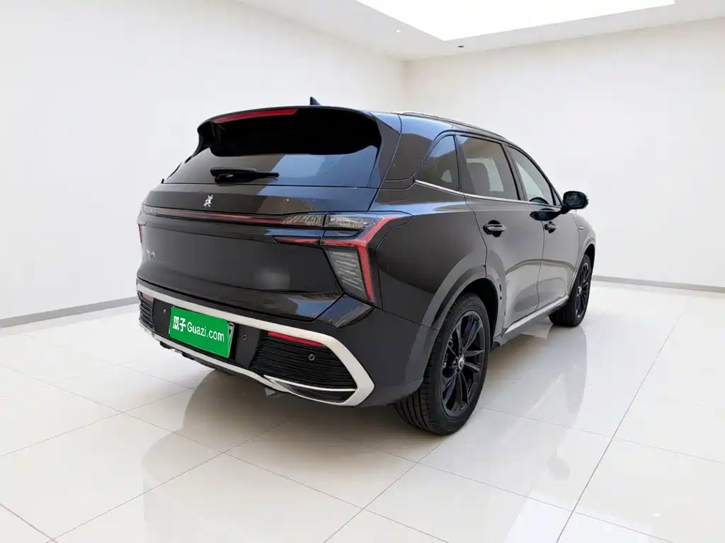 Hongqi Hongqi HS3 PHEV — миниатюра 4