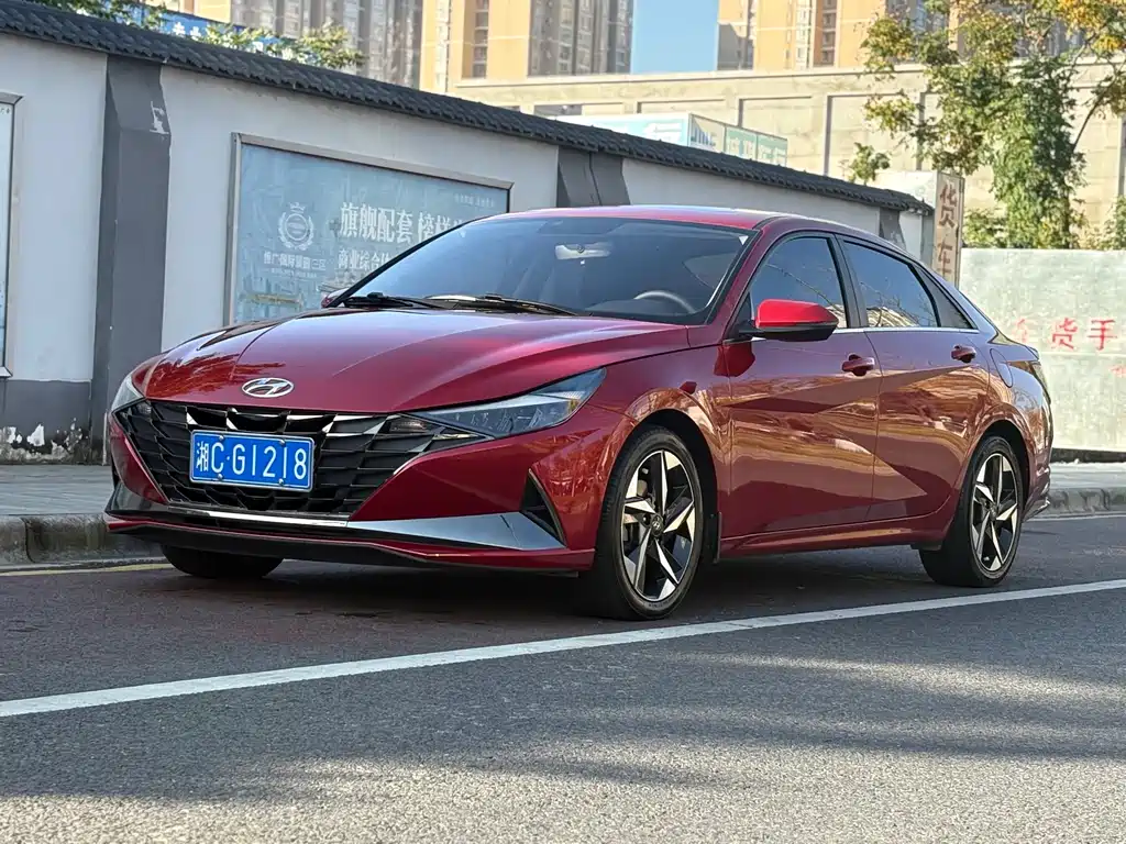 MODERN ELANTRA