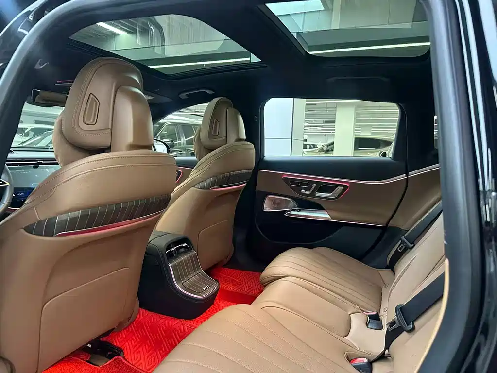 Mercedes-Benz E-Class E 2025 E 300 L Luxury
