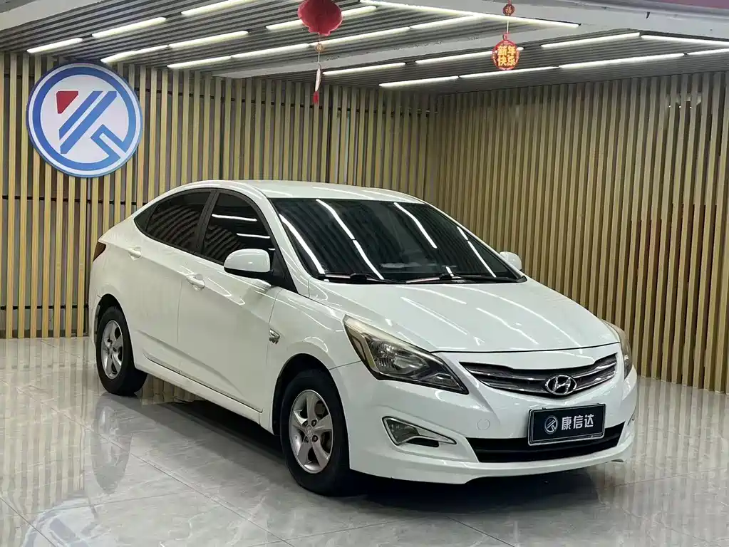 Hyundai Verna — миниатюра 3