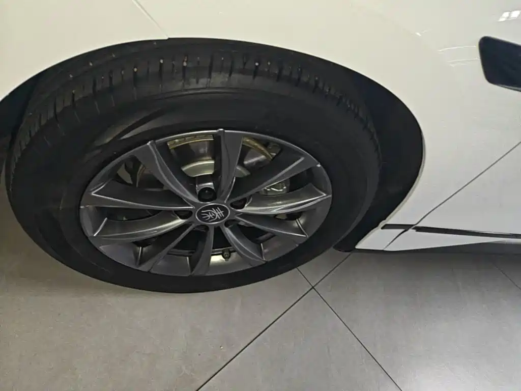BYD Qin L — миниатюра 23