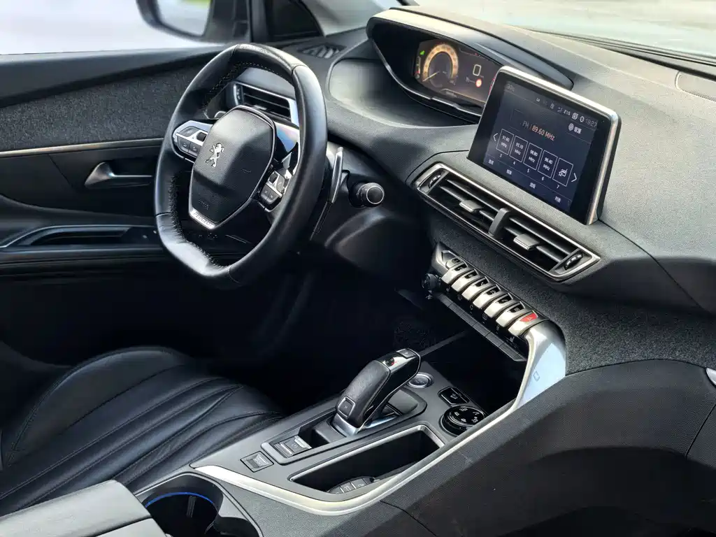 Peugeot 4008 — миниатюра 16