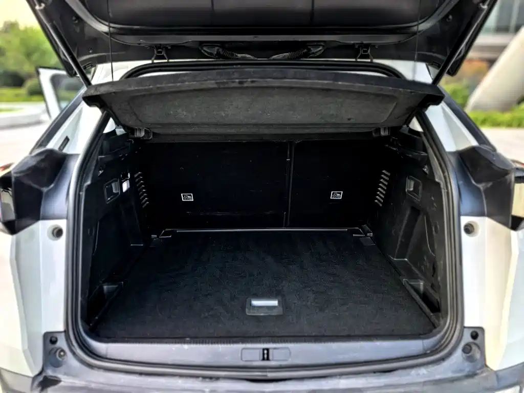 Peugeot 4008 — миниатюра 21
