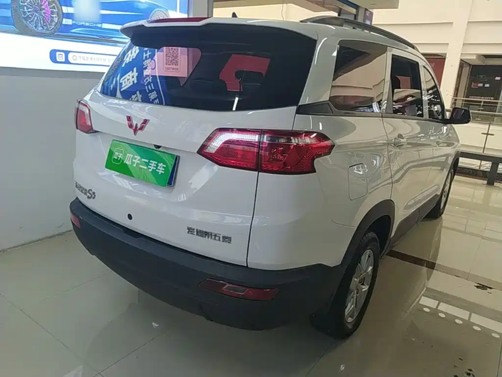Wuling Hongguang S3 — миниатюра 7