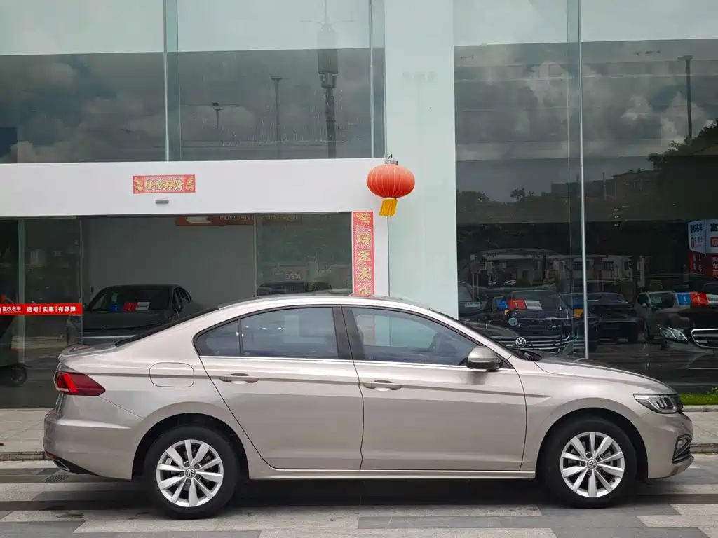 Volkswagen Bora 2019 280TSI DSG Elite VI