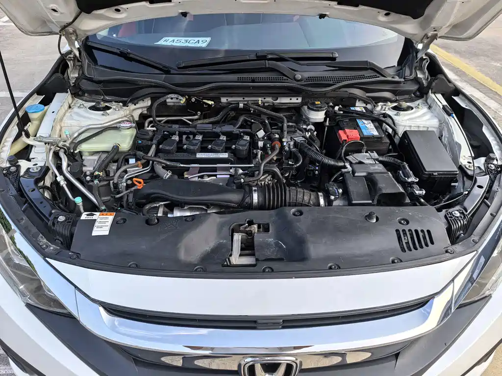 Honda Civic — миниатюра 8