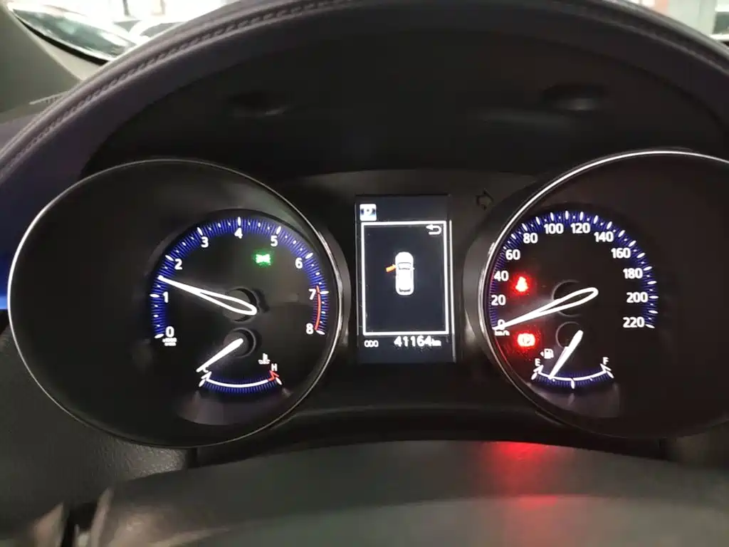 Toyota IZOA — миниатюра 8