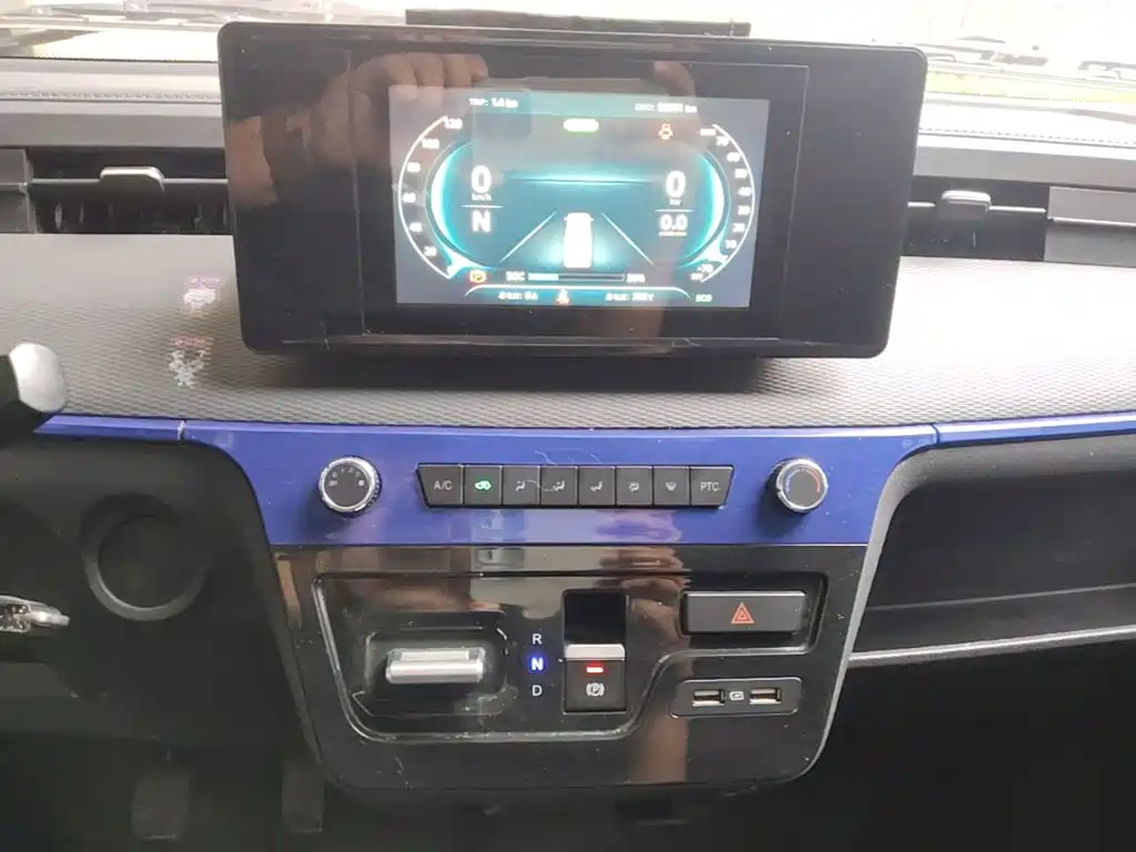 Dongfeng EM27 — миниатюра 13