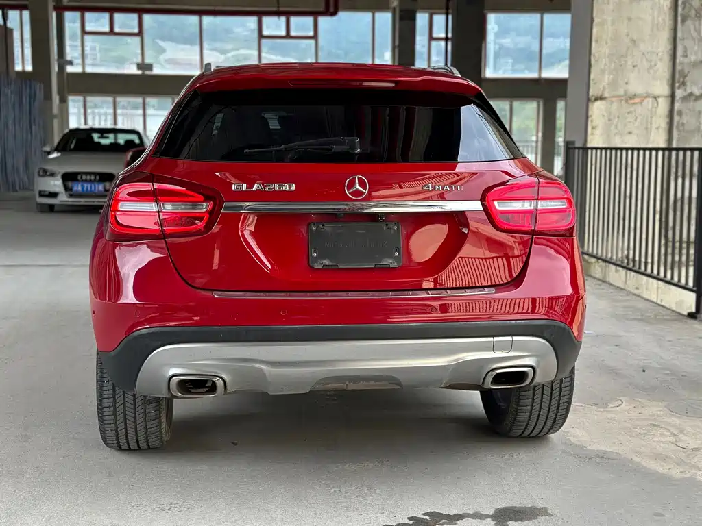 Mercedes-Benz GLA — миниатюра 12