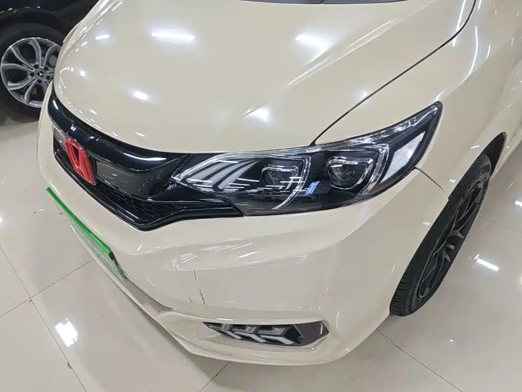Honda Fit — миниатюра 24