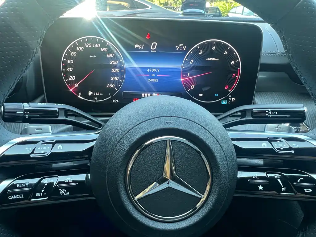 MERCEDES-BENZ C CLASS