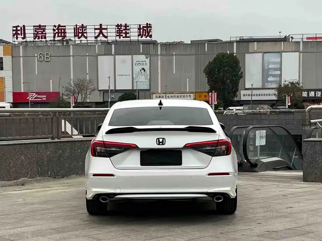 Honda Civic — миниатюра 4