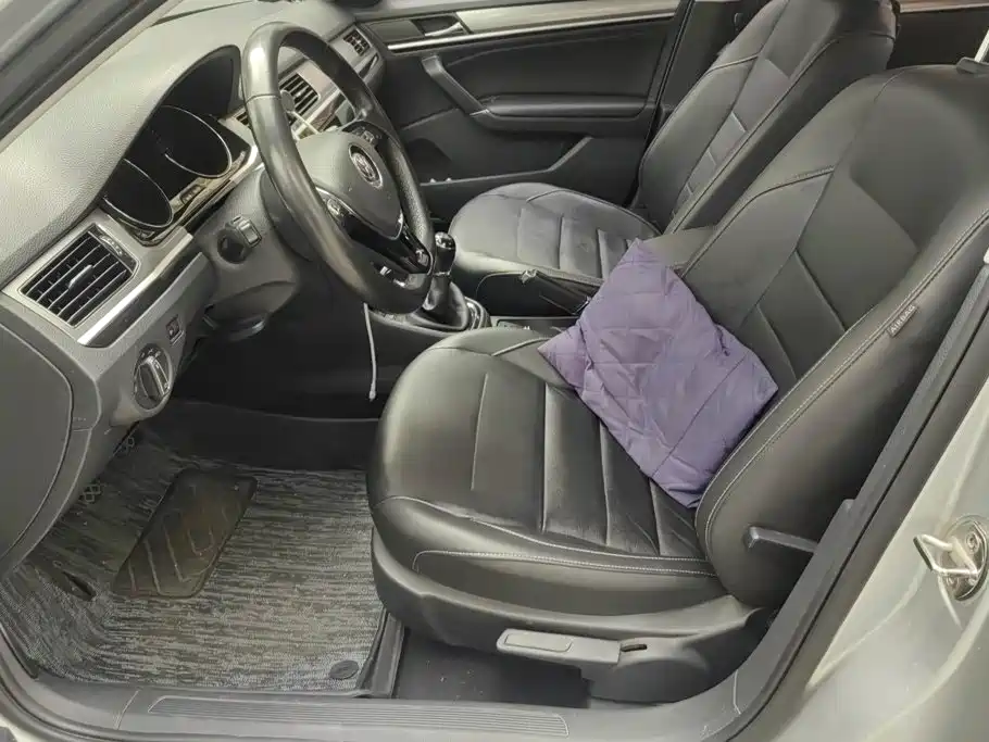 Volkswagen Bora — миниатюра 9