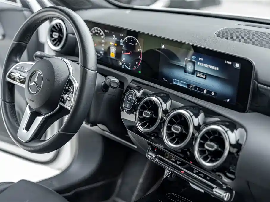 MERCEDES-BENZ A CLASS