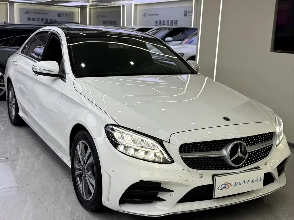 Mercedes-Benz C-Class — миниатюра 3