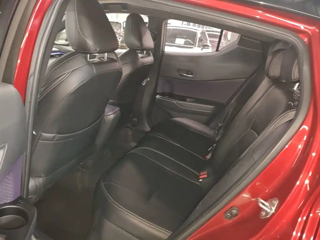 Toyota IZOA — миниатюра 13