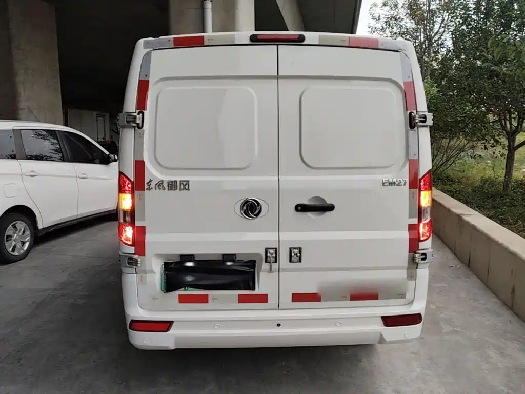 Dongfeng EM27 — миниатюра 6