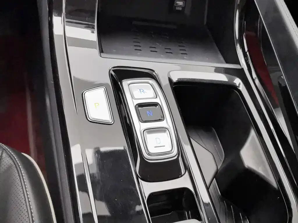 Hyundai Custo — миниатюра 13