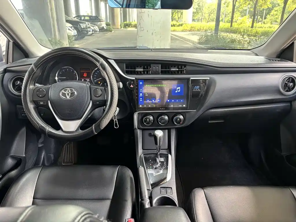 Toyota Corolla — миниатюра 10