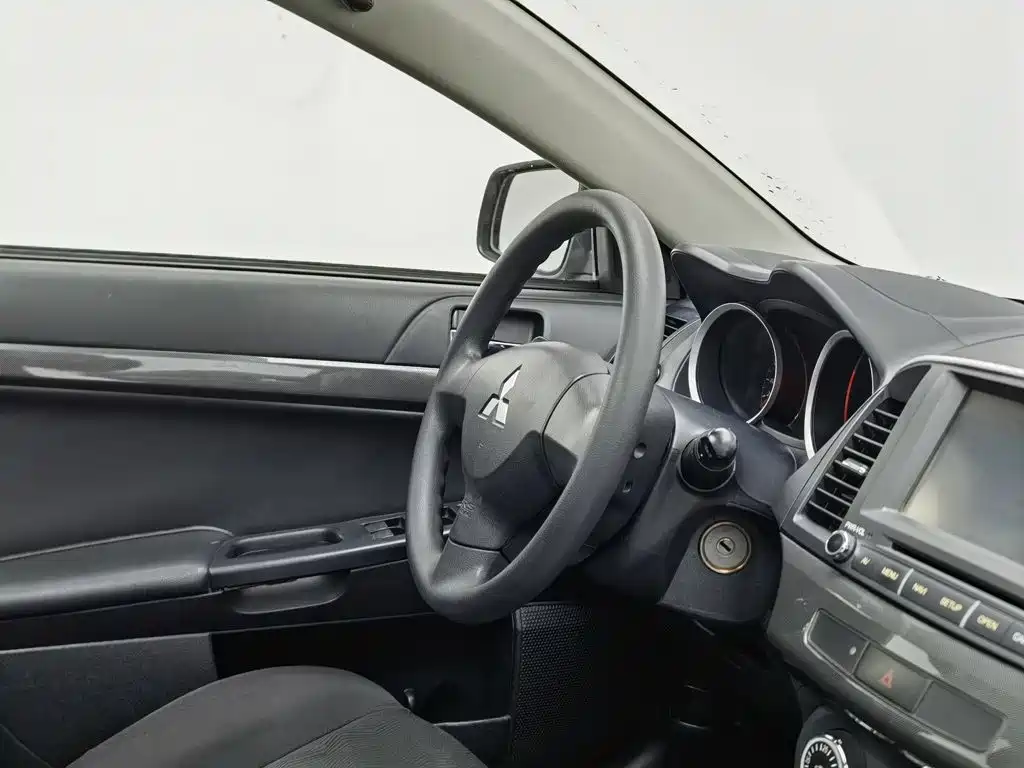 Mitsubishi Lancer EX — миниатюра 22