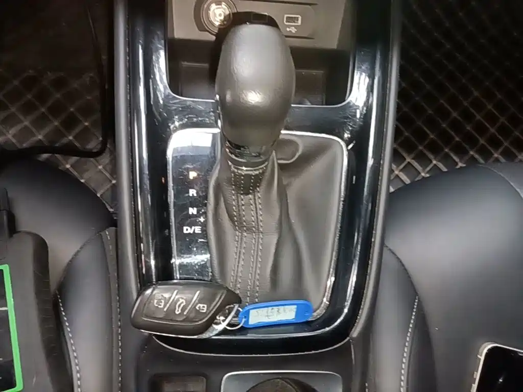 Roewe i5 — миниатюра 14