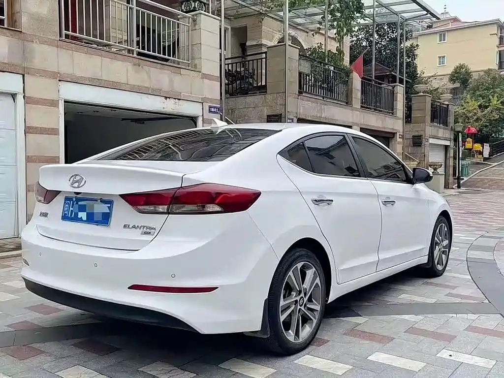 HYUNDAI LEAD