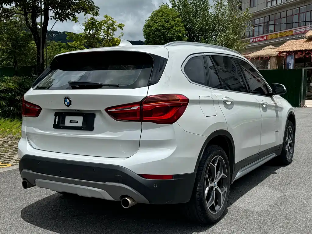 BMW X1 2018 xDrive20Li Premium