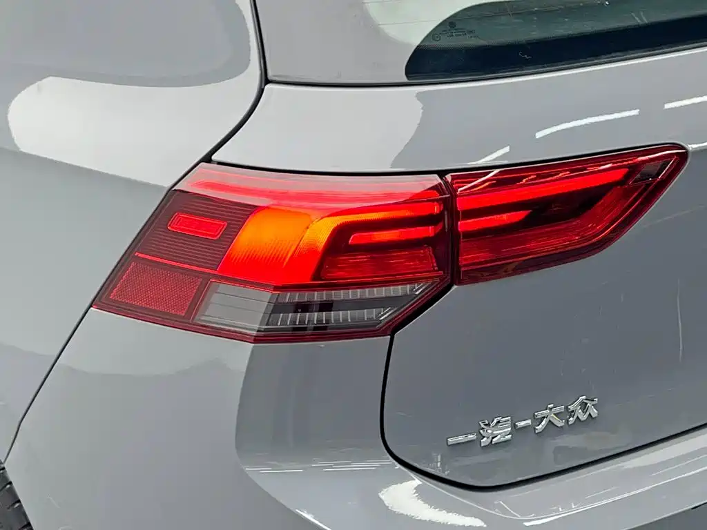 Volkswagen Golf — миниатюра 11