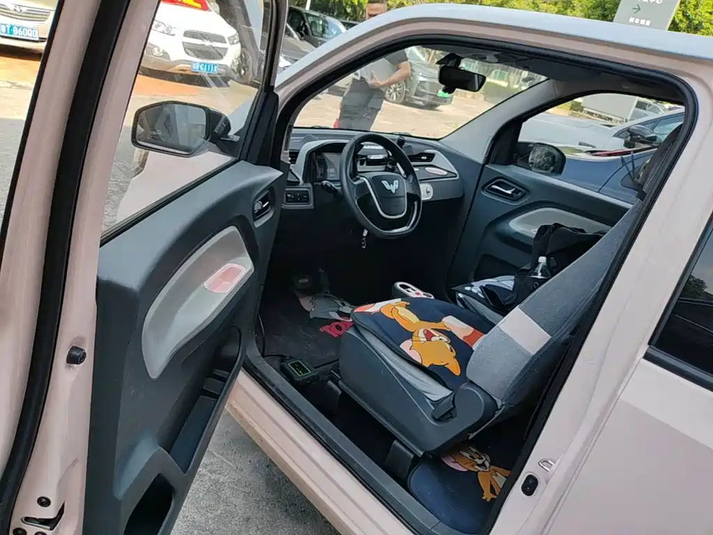 Wuling MINIEV — миниатюра 16