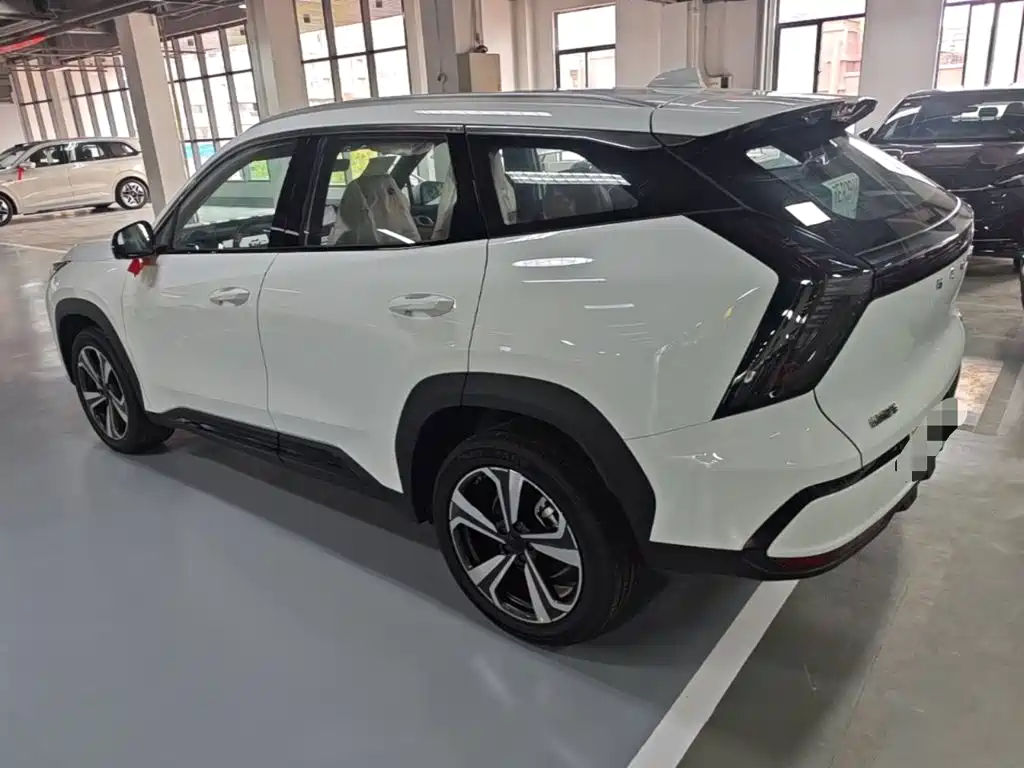 Geely Boyue L — миниатюра 5