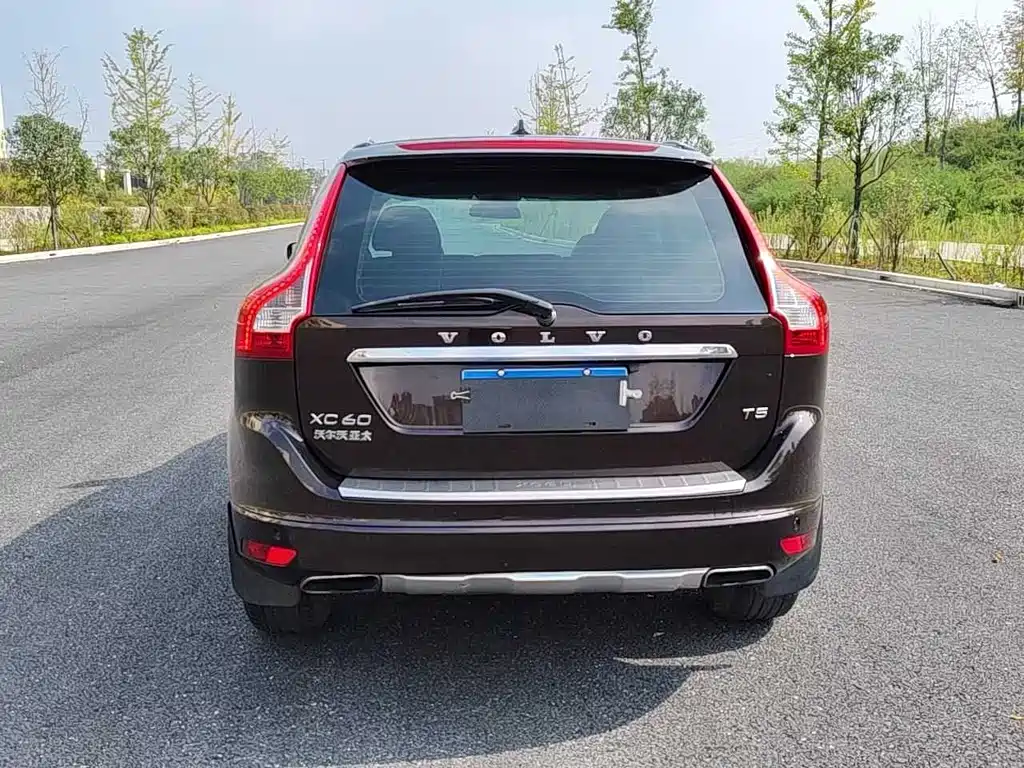 Volvo XC60 — миниатюра 8
