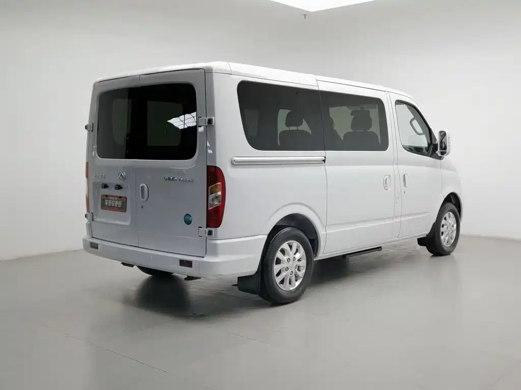 MAXUS V80 — миниатюра 2