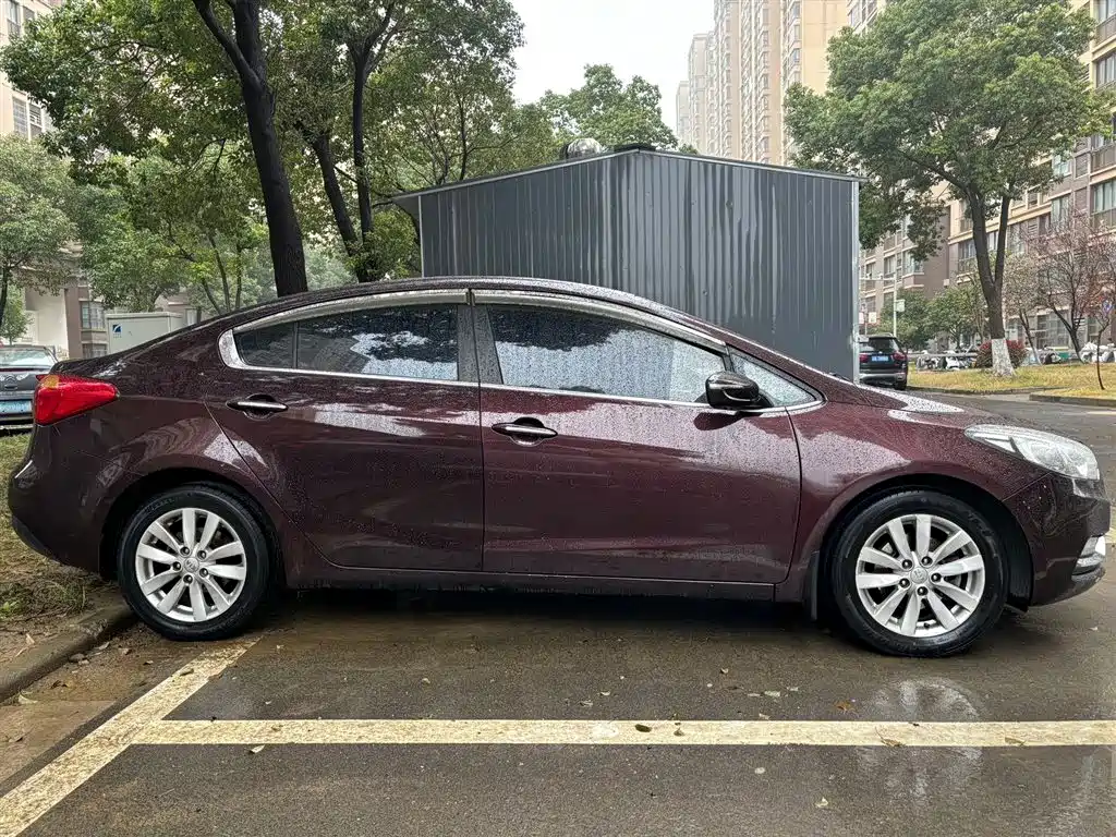 Kia K3 2013 1.6L AT GLS