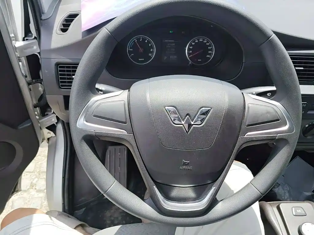 Wuling Rongguang EV — миниатюра 11