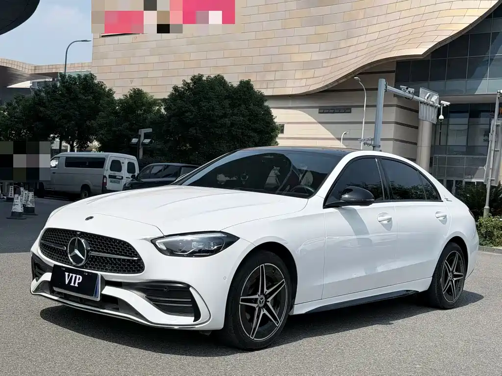 Mercedes-Benz C-Class 2024 — фото 1
