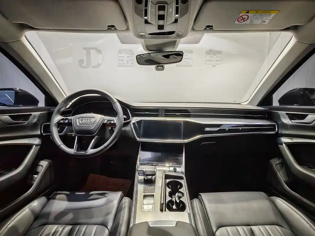 Audi A6L — миниатюра 5
