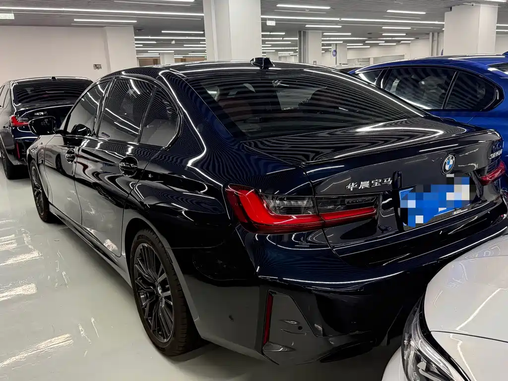 BMW 3 Series — миниатюра 11